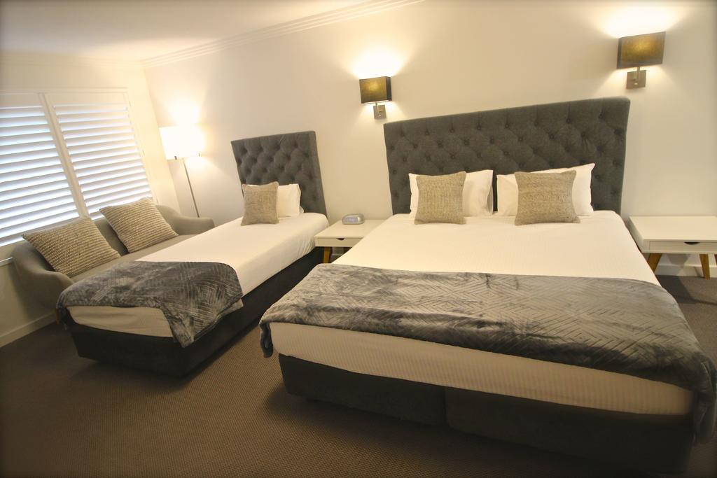 Quays Hotel