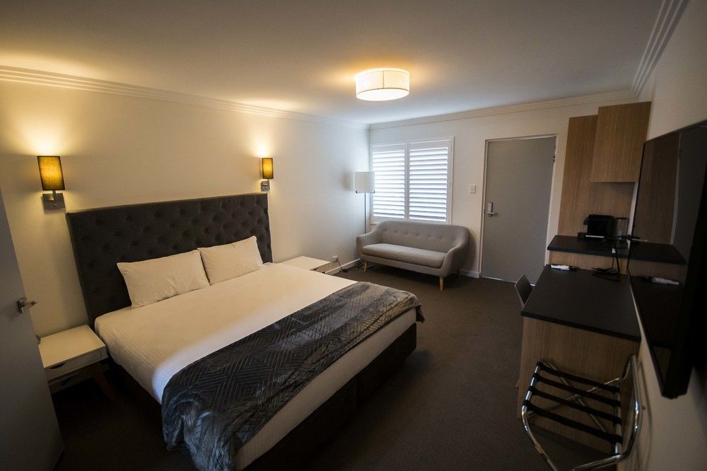 Quays 4*