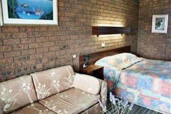 Quays Hotel