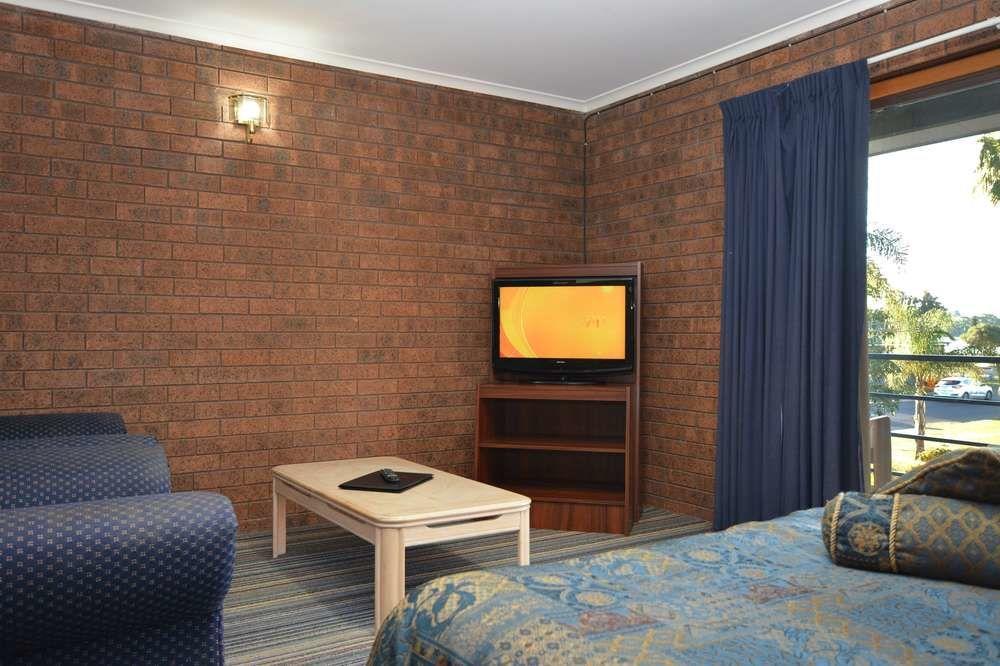 Quays Hotel 4*